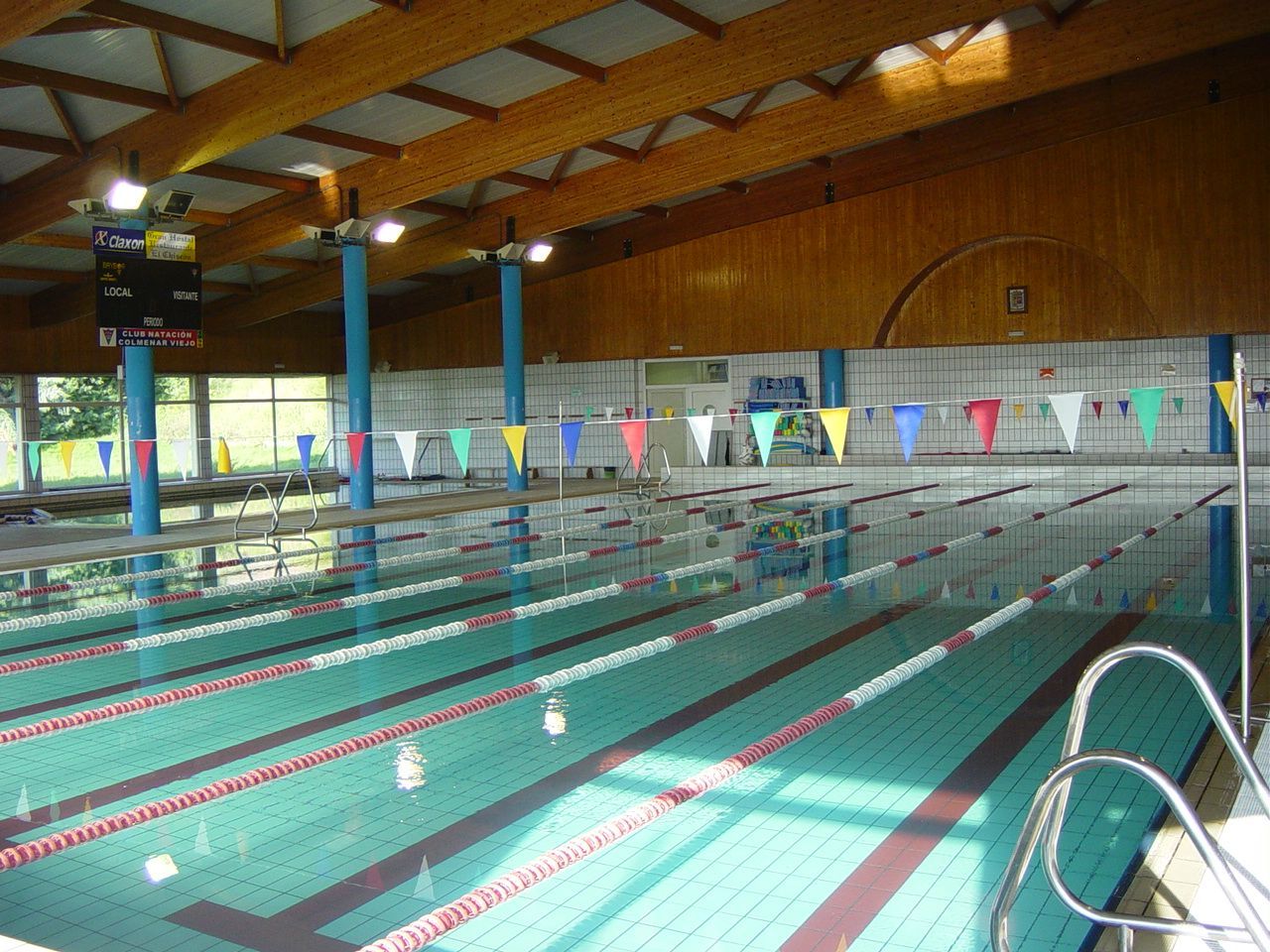 Piscina cubierta del complejo deportivo municipal Lorenzo Rico